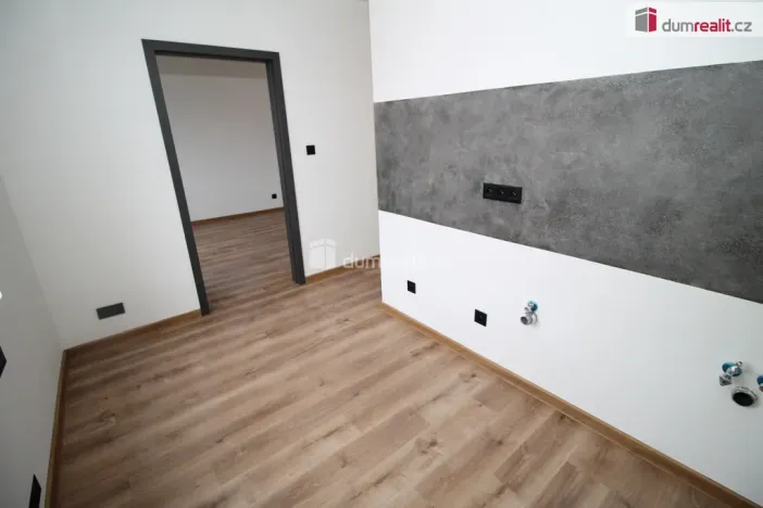 Prodej bytu 2+1, Sokolov, Sokolovská, 55 m2