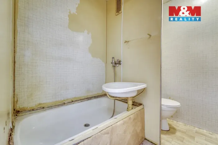 Pronájem bytu 1+1, Plzeň - Skvrňany, Karla Steinera, 36 m2