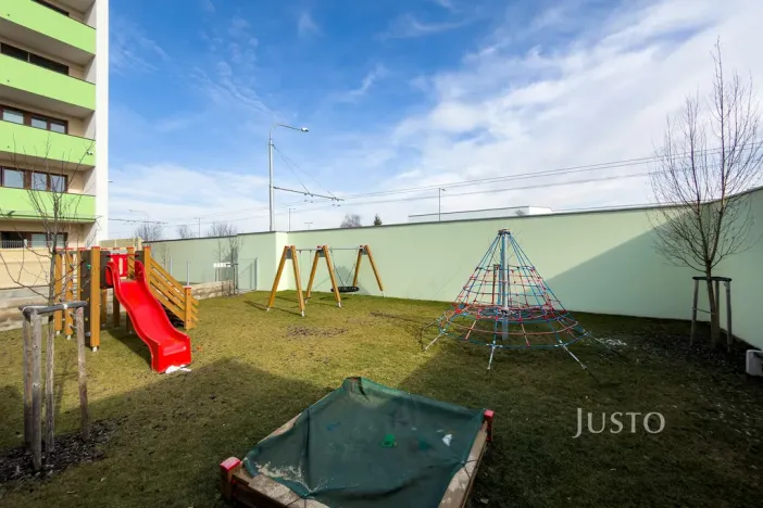 Prodej bytu 2+kk, České Budějovice - České Budějovice 2, České Vrbné, 52 m2