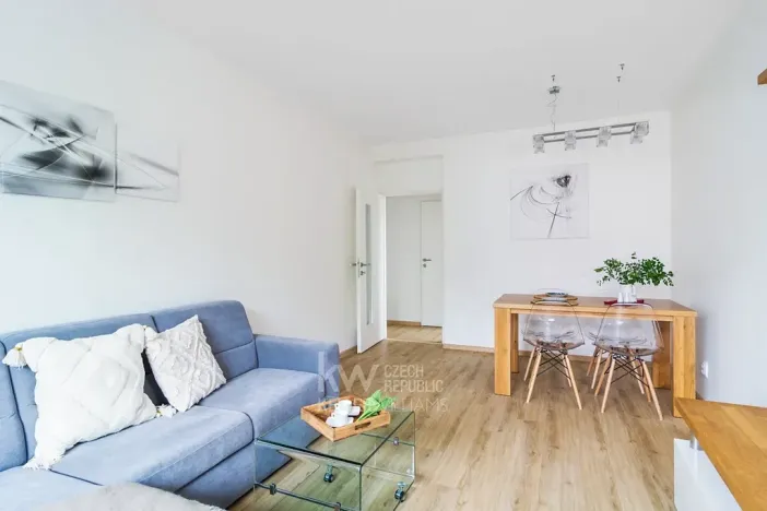 Pronájem bytu 3+1, Praha - Střešovice, Střešovická, 77 m2