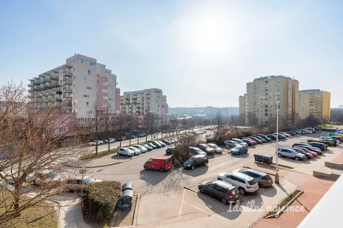 Pronájem bytu 3+1, Praha, Volutová, 76 m2