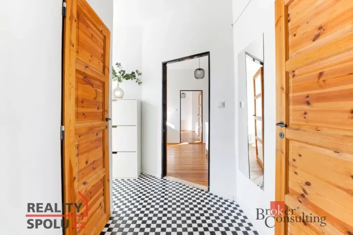 Prodej bytu 2+kk, Hradec Králové, Pospíšilova, 44 m2