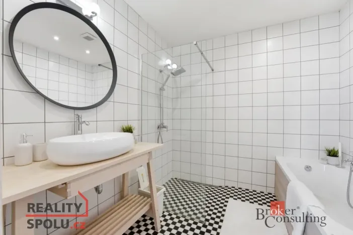 Prodej bytu 2+kk, Hradec Králové, Pospíšilova, 44 m2