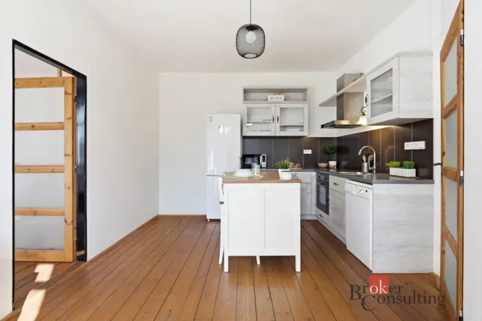 Prodej bytu 2+kk, Hradec Králové, Pospíšilova, 44 m2