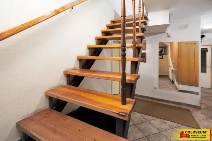 Prodej rodinného domu, Kněževes - Jobova Lhota, 175 m2