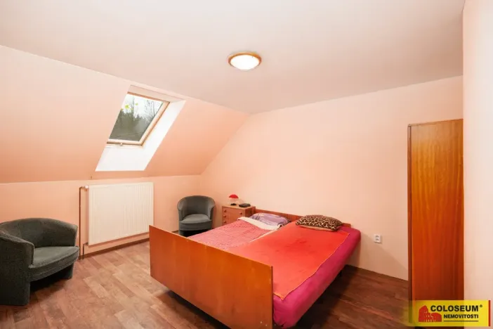 Prodej rodinného domu, Kněževes - Jobova Lhota, 175 m2