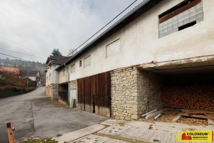 Prodej rodinného domu, Kněževes - Jobova Lhota, 175 m2