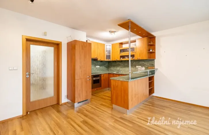 Pronájem bytu 1+kk, Praha - Pitkovice, K dálnici, 44 m2