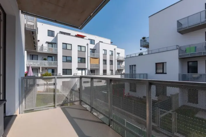 Pronájem bytu 1+kk, Praha - Uhříněves, Za Lípou, 32 m2