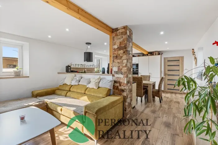 Prodej rodinného domu, Kněževes, Libušina, 180 m2