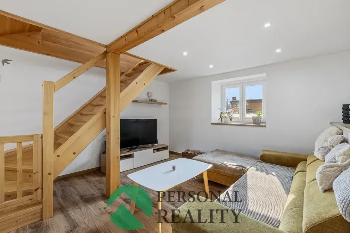 Prodej rodinného domu, Kněževes, Libušina, 180 m2