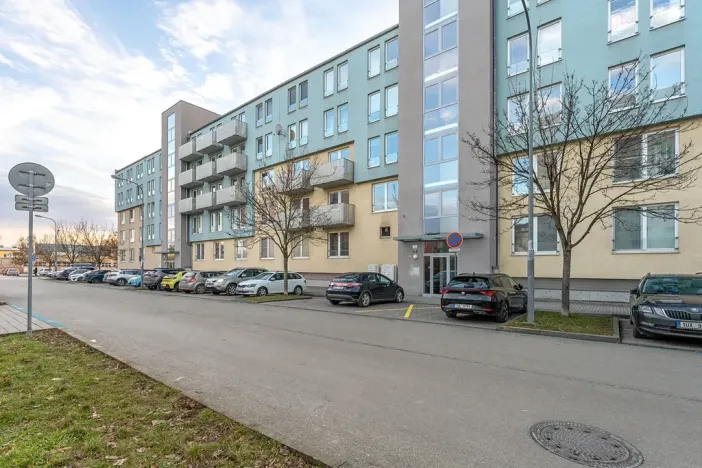 Prodej bytu 2+kk, Brno, Zderadova, 55 m2