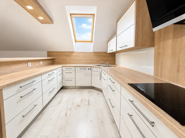 Prodej bytu 4+kk, Chodov, Bezručova, 120 m2
