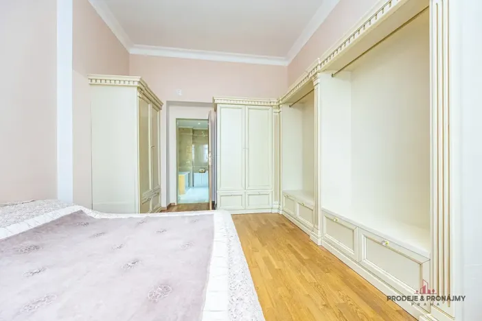 Prodej bytu 2+kk, Praha, Slavíkova, 105 m2