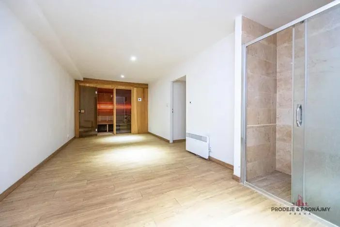 Prodej bytu 2+kk, Praha, Slavíkova, 105 m2