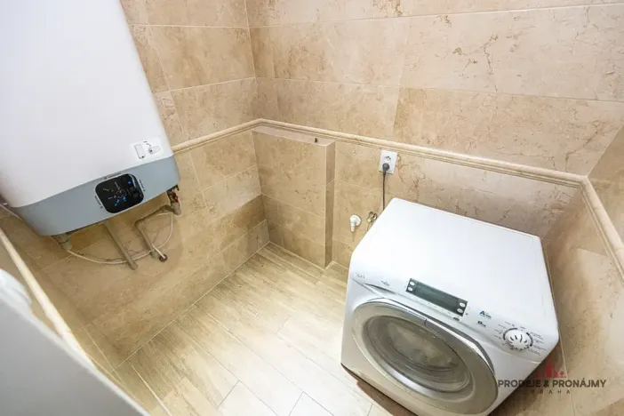 Prodej bytu 2+kk, Praha, Slavíkova, 105 m2