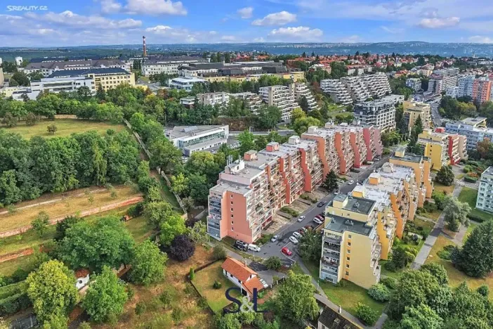 Pronájem bytu 3+1, Praha - Břevnov, Sartoriova, 123 m2