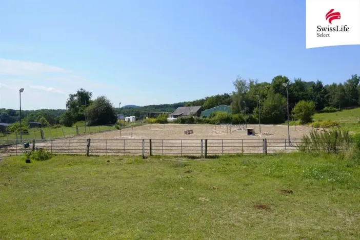 Pronájem komerčního pozemku, Třebušín, 150 m2