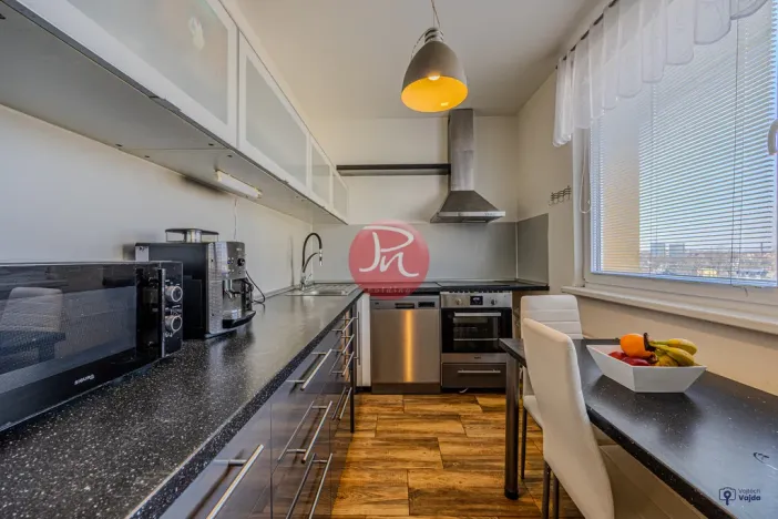 Prodej bytu 3+1, Opava, Antonína Sovy, 68 m2