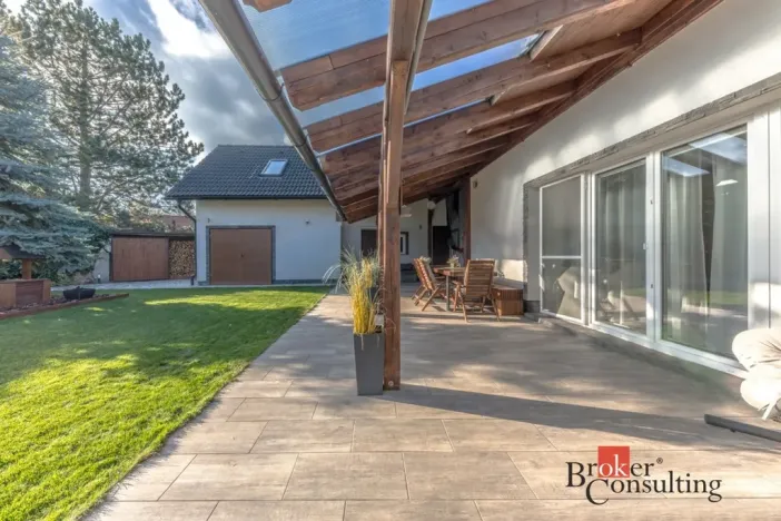 Prodej rodinného domu, Zlonín, U Rybníka, 291 m2