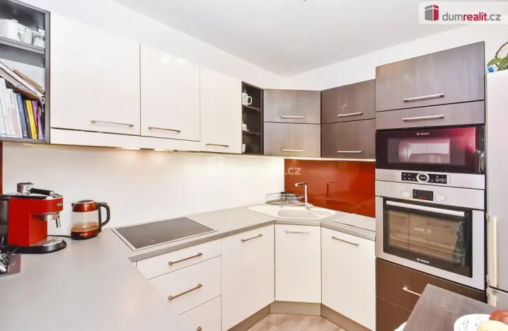 Prodej rodinného domu, Chýně, Hájecká, 104 m2