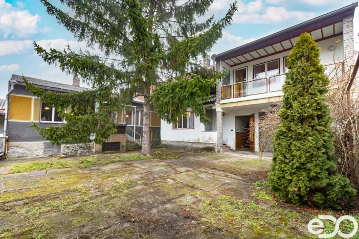 Prodej rodinného domu, Sadská, Adamcova, 120 m2