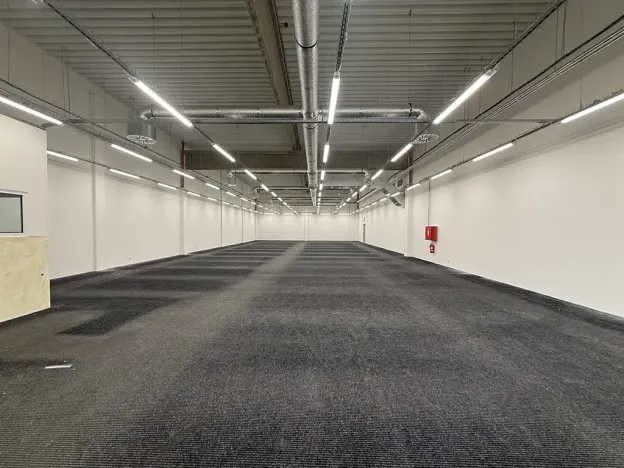 Pronájem obchodního prostoru, Cheb, Pražská, 615 m2