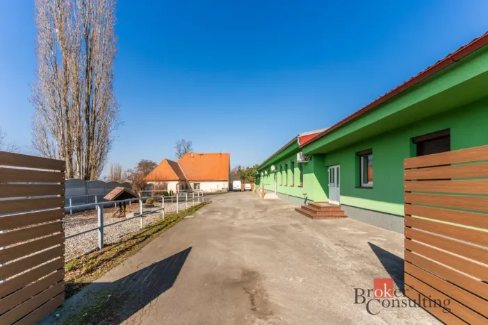 Prodej restaurace, Krásný Dvůr - Vysoké Třebušice, 600 m2