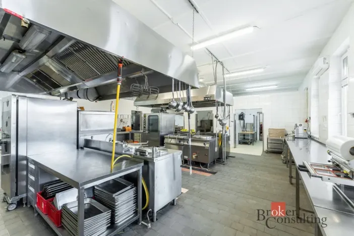 Prodej restaurace, Krásný Dvůr - Vysoké Třebušice, 600 m2