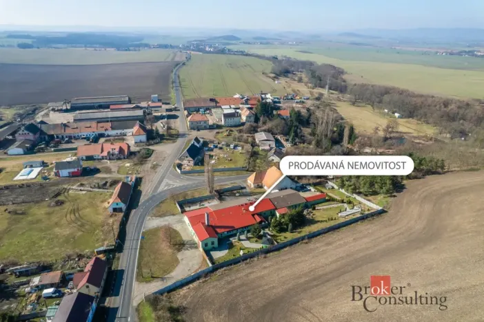 Prodej restaurace, Krásný Dvůr - Vysoké Třebušice, 600 m2
