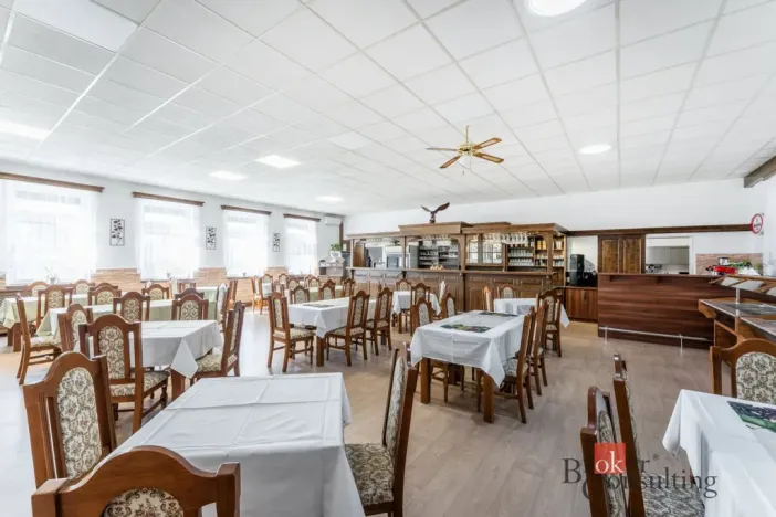 Prodej restaurace, Krásný Dvůr - Vysoké Třebušice, 600 m2