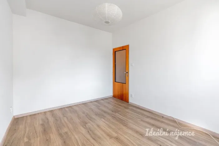 Pronájem bytu 2+kk, Praha, Devonská, 44 m2