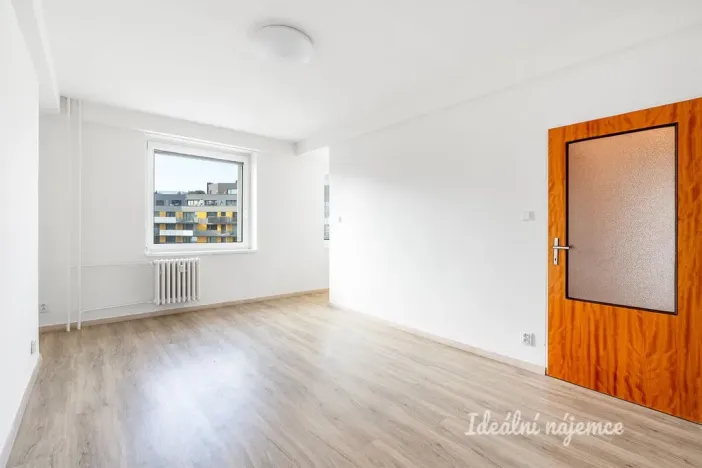 Pronájem bytu 2+kk, Praha, Devonská, 44 m2