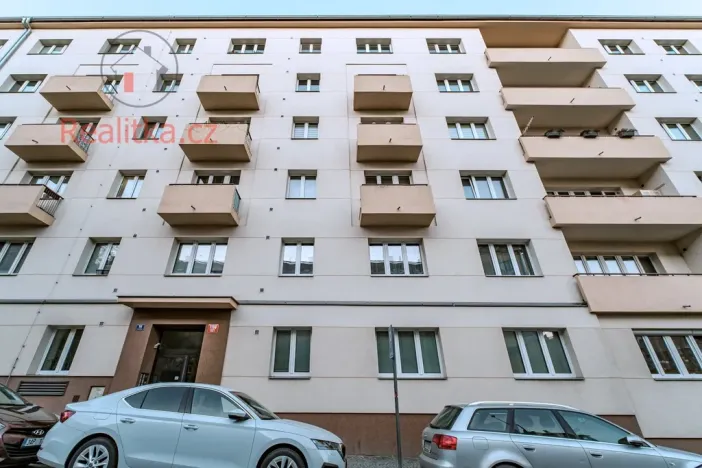 Prodej bytu 2+1, Praha - Vršovice, Jerevanská, 61 m2