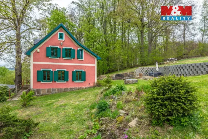 Prodej rodinného domu, Mikulášovice, 120 m2