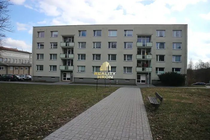 Prodej bytu 3+1, Dubí, Tovární, 81 m2