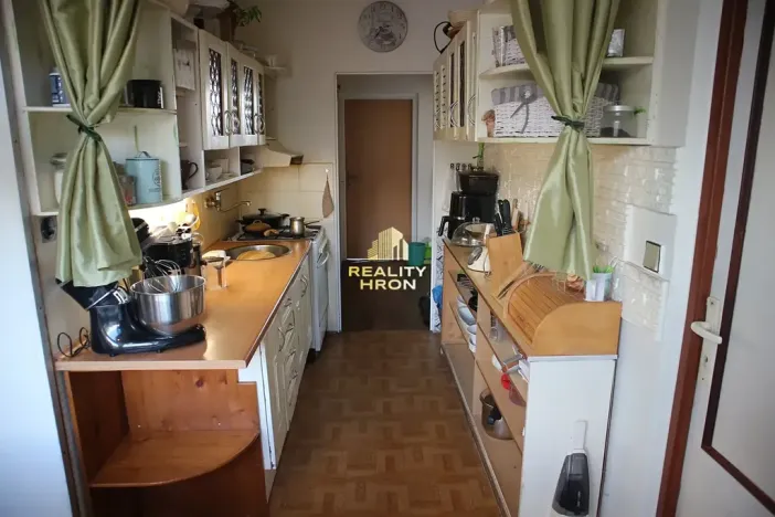 Prodej bytu 3+1, Dubí, Tovární, 81 m2