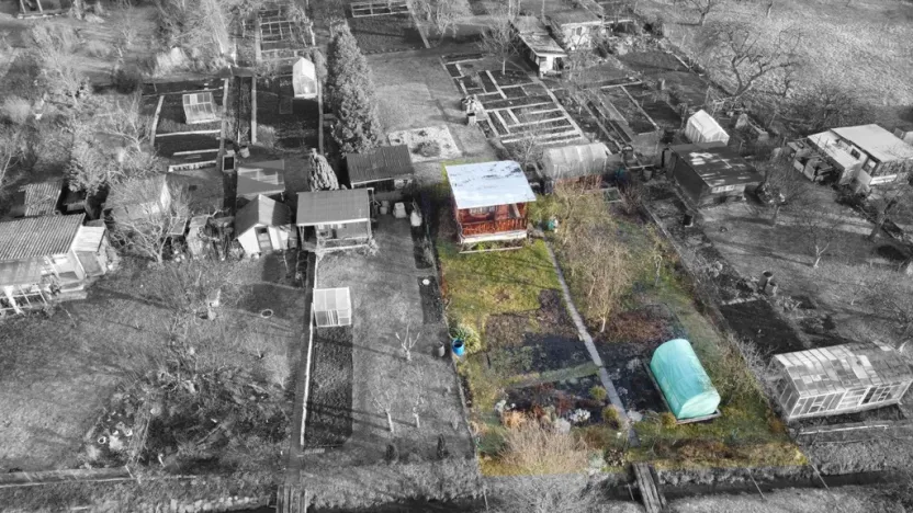 Prodej zahrady, Pardubice - Nové Jesenčany, Máchova, 311 m2