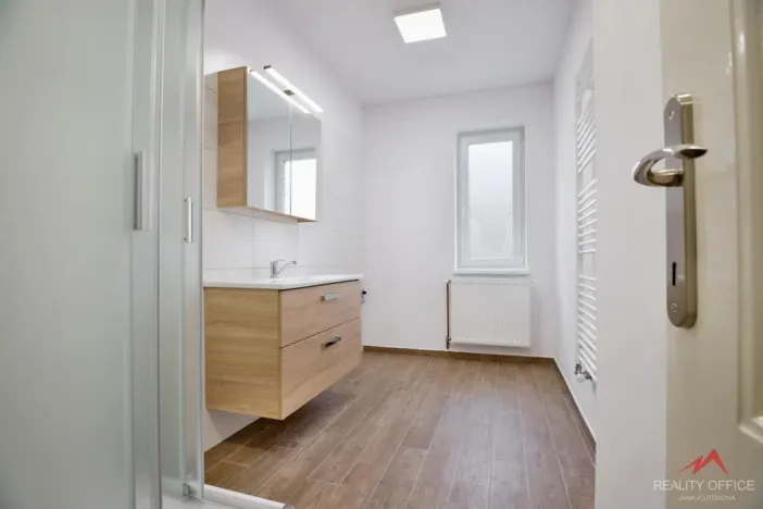 Prodej bytu 2+kk, Děčín - Děčín IV-Podmokly, Raisova, 52 m2