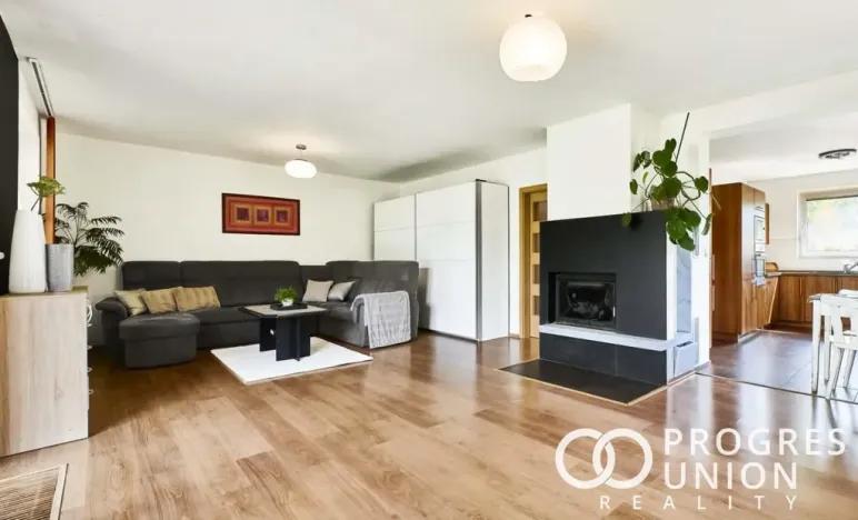 Prodej rodinného domu, Valašská Polanka, 350 m2