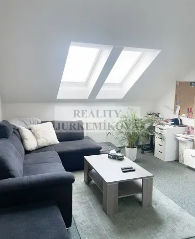 Pronájem bytu 2+1, České Budějovice, tř. 28. října, 62 m2