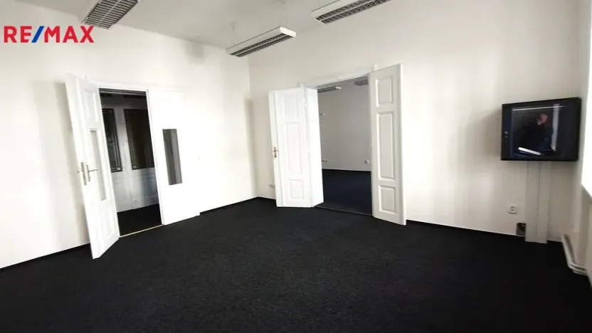 Pronájem kanceláře, Liberec - Liberec I-Staré Město, Jablonecká, 85 m2