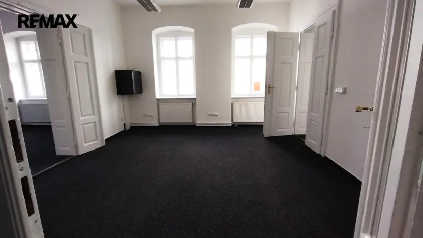 Pronájem kanceláře, Liberec - Liberec I-Staré Město, Jablonecká, 85 m2