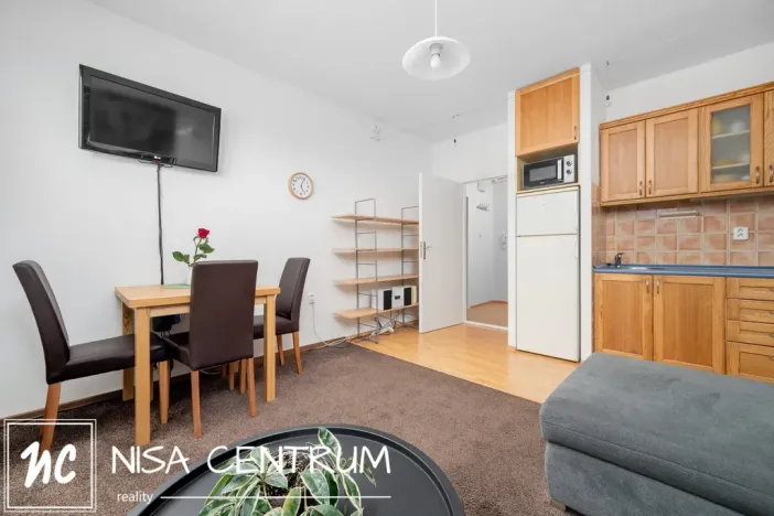 Pronájem bytu 2+kk, Jablonec nad Nisou - Mšeno nad Nisou, Mšenská, 42 m2