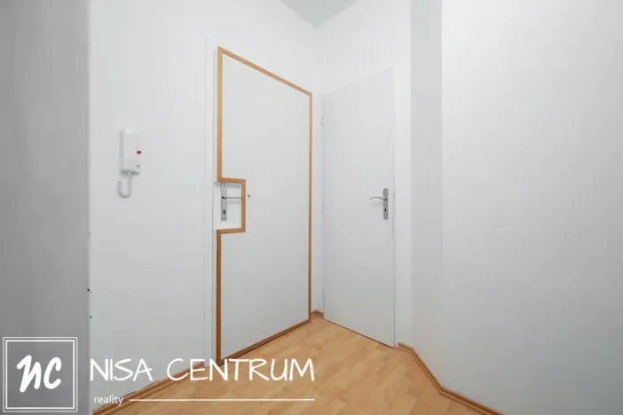 Pronájem bytu 2+kk, Jablonec nad Nisou - Mšeno nad Nisou, Mšenská, 42 m2