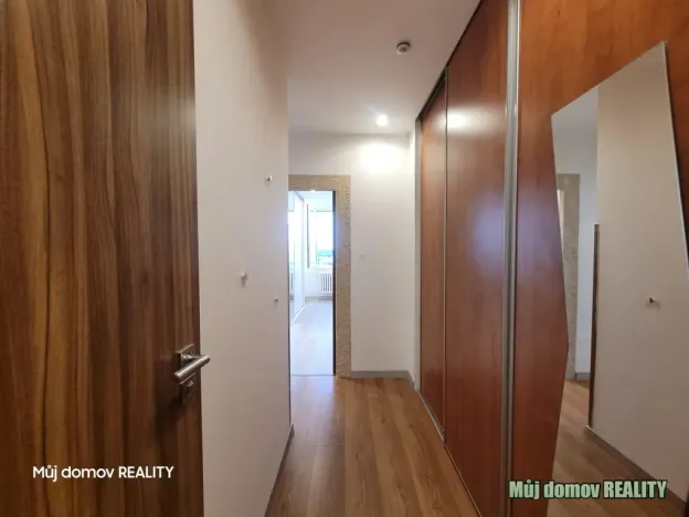 Pronájem bytu 2+kk, Praha - Černý Most, Kpt. Stránského, 44 m2