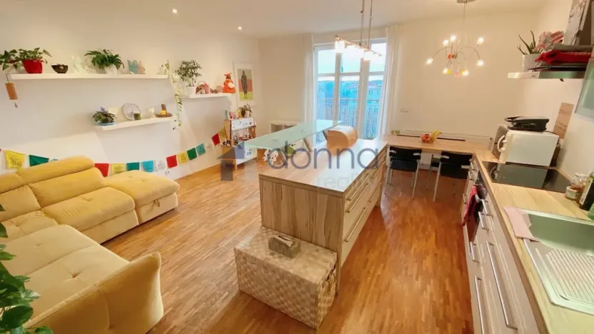 Pronájem bytu 3+kk, Praha, Buchovcova, 82 m2