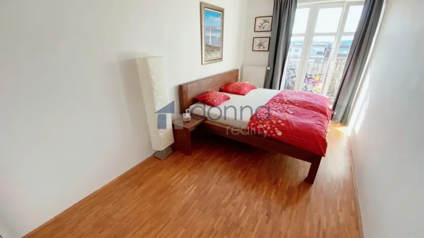 Pronájem bytu 3+kk, Praha, Buchovcova, 82 m2