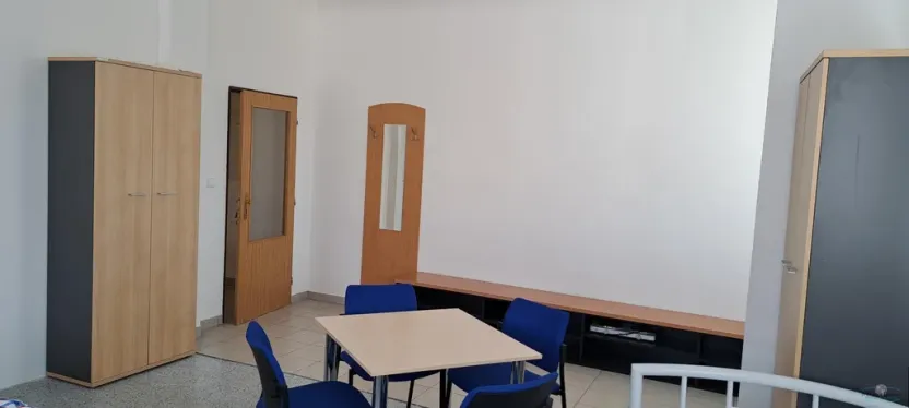 Pronájem kanceláře, Jindřichův Hradec - Jindřichův Hradec II, U Nádraží, 55 m2