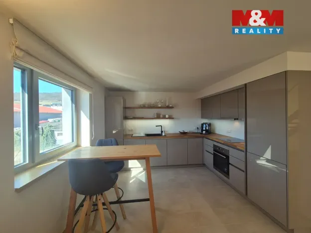 Pronájem bytu 3+kk, Beroun - Beroun-Město, Nad Paloučkem, 109 m2